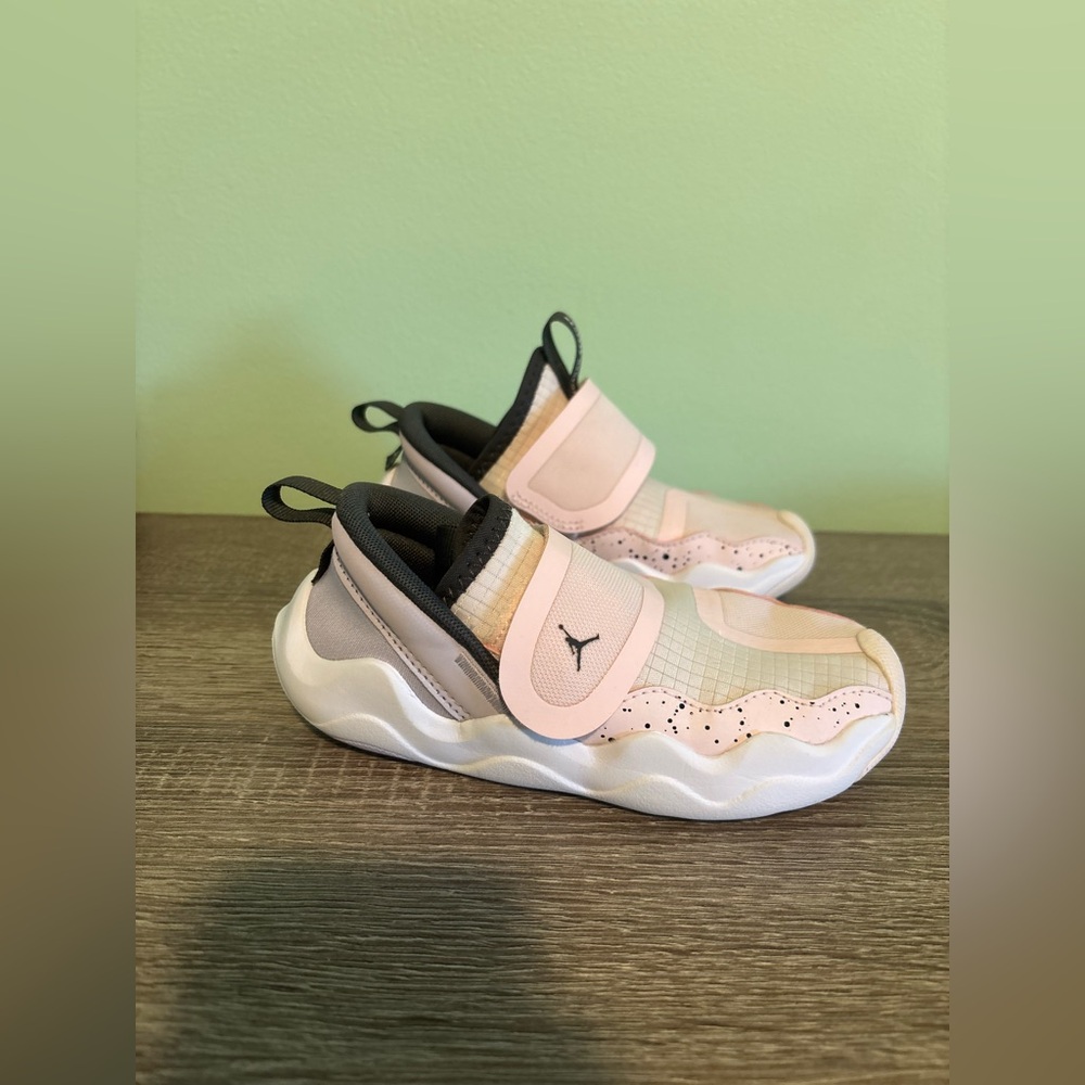 Toddler Girls Jordan Sneakers